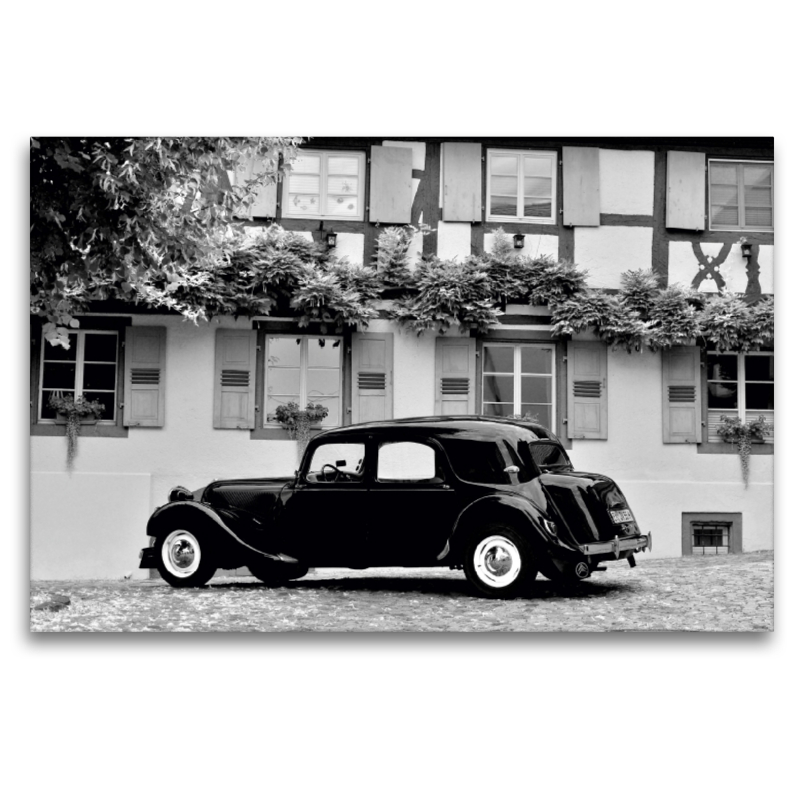 Ein Motiv aus dem Kalender Citroën 11 CV Traction Avant in schwarzweiss