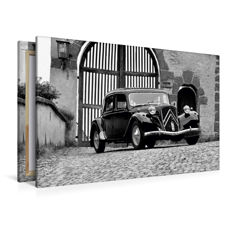 Ein Motiv aus dem Kalender Citroën 11 CV Traction Avant in schwarzweiss