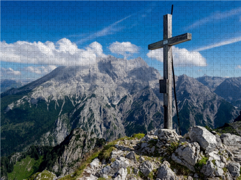 Gipfelkreuz vor Watzmann