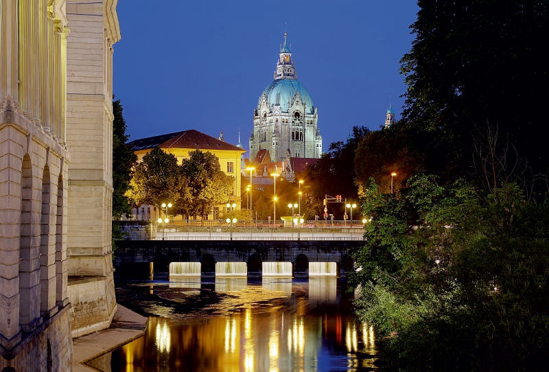 Leine und Neues Rathhaus