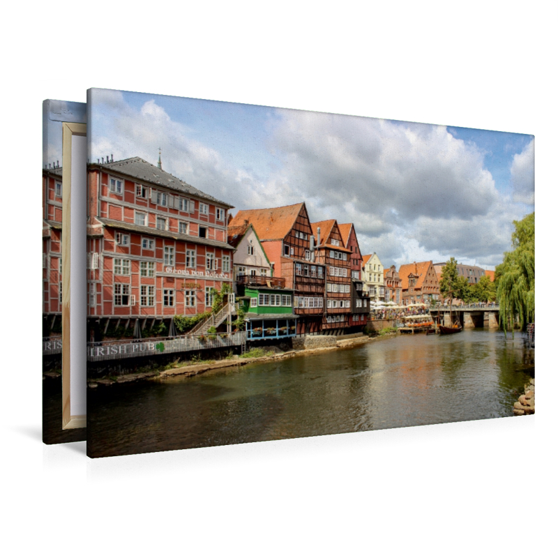 Blick von der Brausebrücke Lüneburg auf den Stintmarkt mit altem Lösecke-Haus