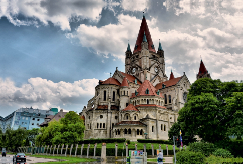 Franz-von-Assisi-Kirche