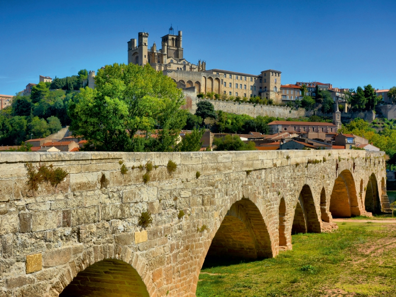 Béziers - alte Brücke und Kathedrale