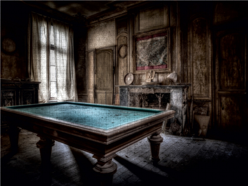 'Billard' - altes, verlassenes Chateau in Frankreich