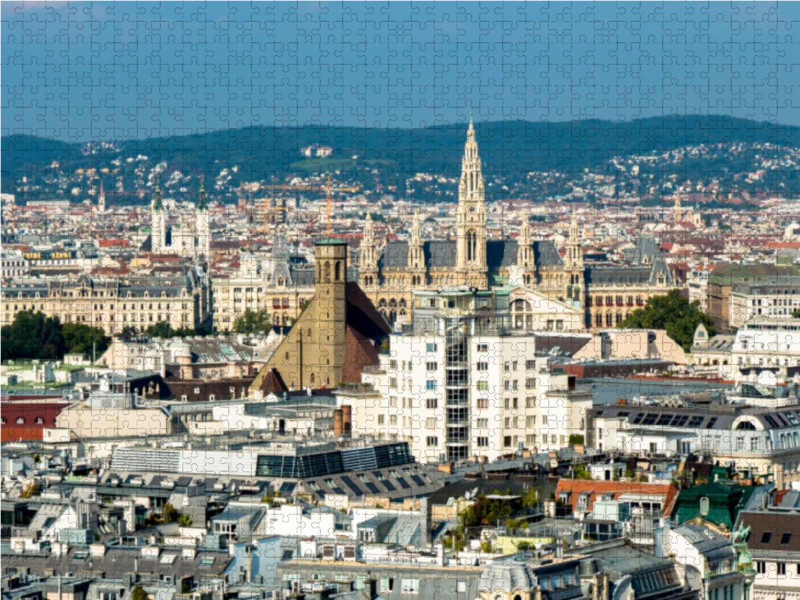 Blick vom Südturm des Stephansdom bis zum Rathaus in Wien