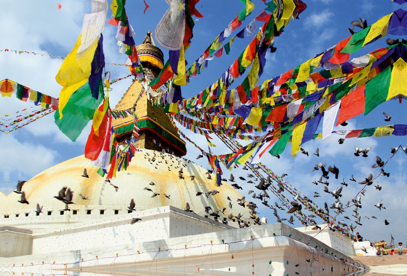 Stupa in Bodnath mit Gebetsfahnen