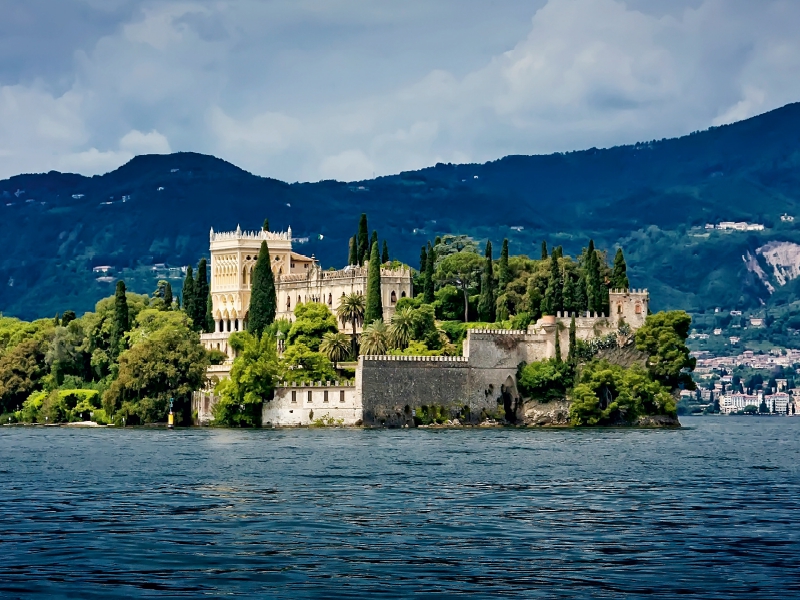 Isola del Garda - Villa Cavazza-Borghese