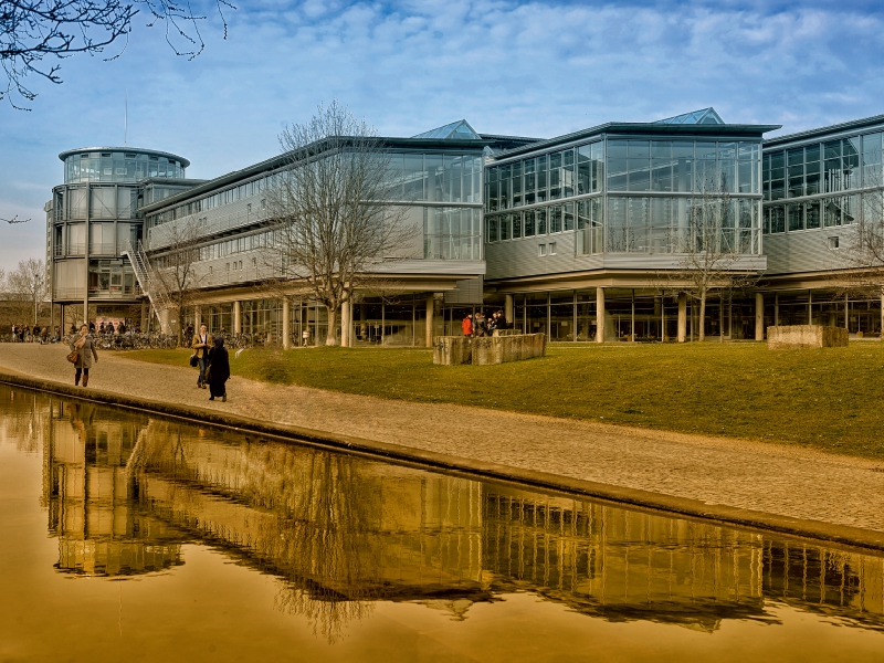 Neue Universitätsbibliothek