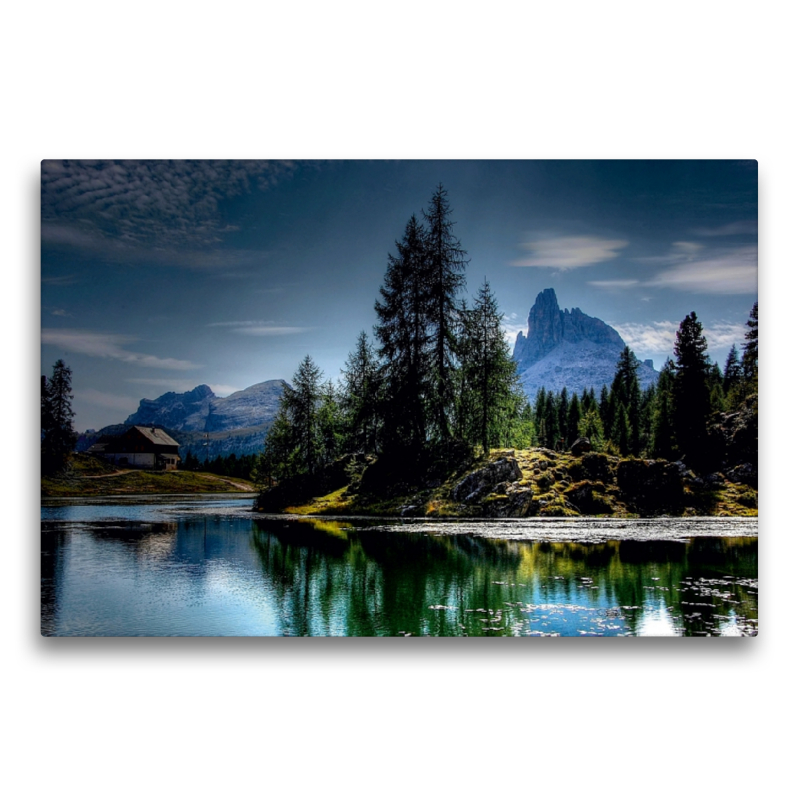 Lago di Federa mit Becco di Mezzodi - erreichbar von Cortina oder Passo Giau