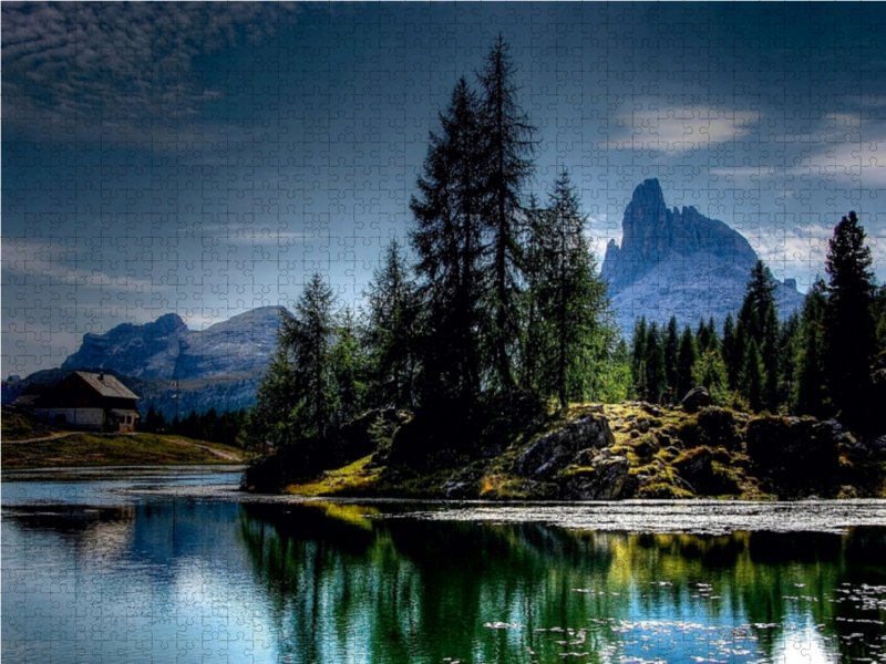 Lago di Federa mit Becco di Mezzodi - erreichbar von Cortina oder Passo Giau