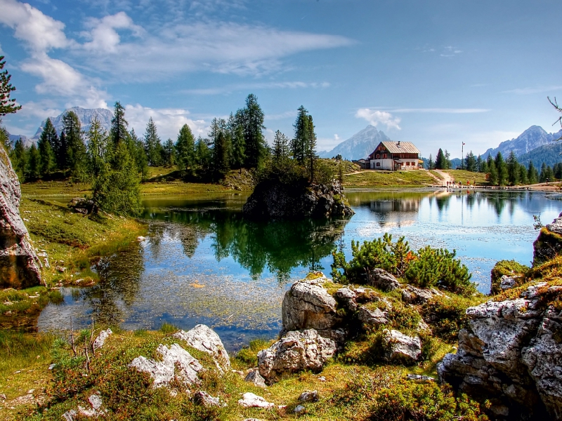 Lago di Federa mit Sorapiss und Antelao - erreichbar von Cortina oder Passo Giau