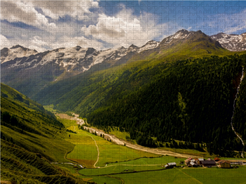 Talschluss Langtaufers mit Melag und dem Karlinbach vom Langtauferer Höhenweg aus gesehen