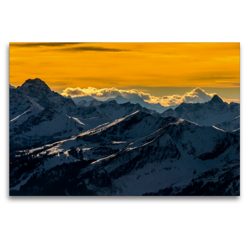 Abendlicher Blick vom Nebelhorn auf die Berge bei Oberstdorf