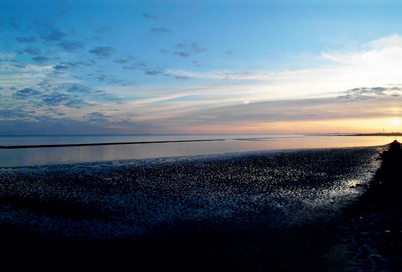 Sonnenuntergang im Wattenmeer