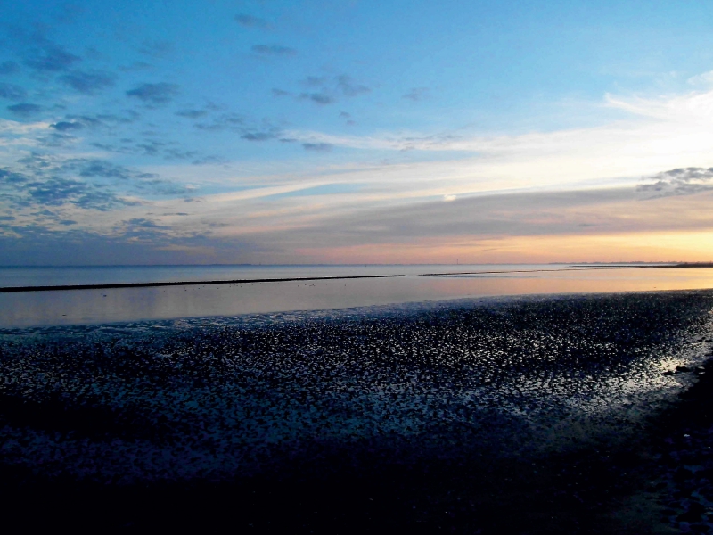 Sonnenuntergang im Wattenmeer