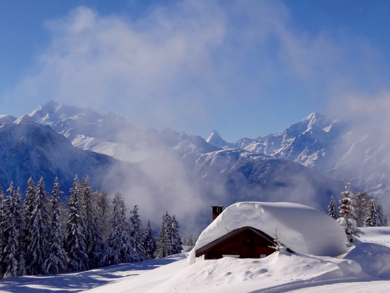 TraumWinter - Winter Traum. Tief verschneite Landschaft. Schweiz