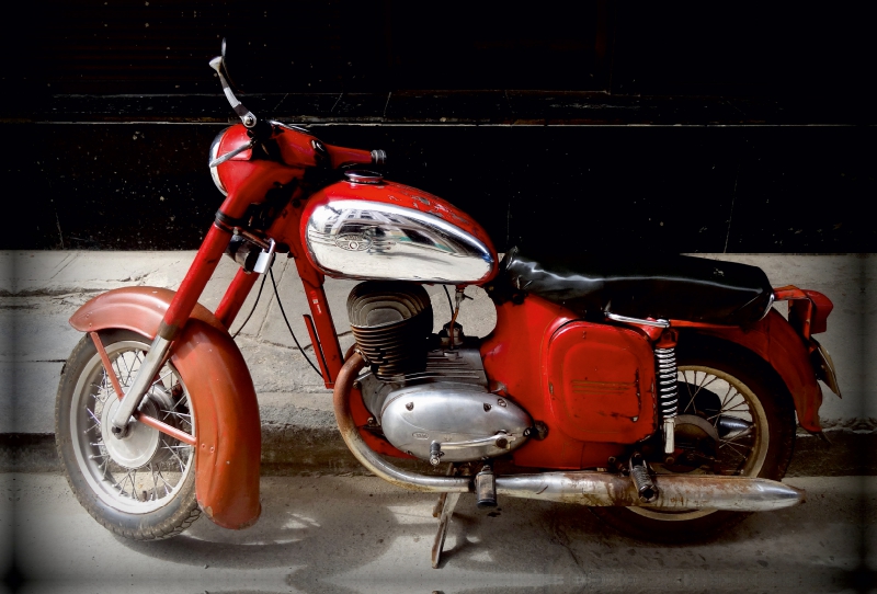 JAWA-Motorrad in Havanna