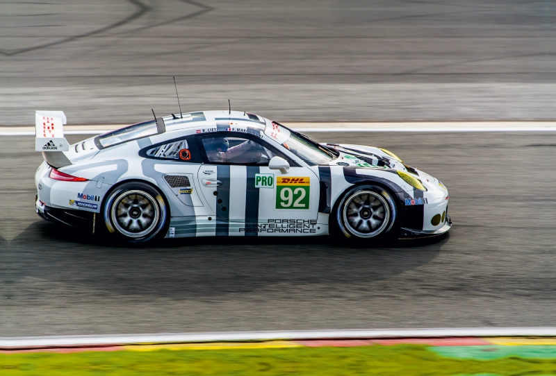 PORSCHE 911 RSR LM GTE Pro / Team Manthey