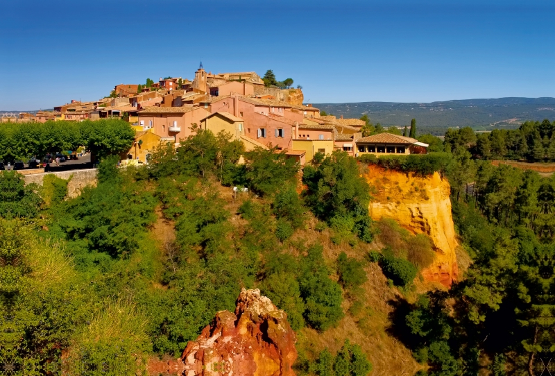 Roussillon am Sentier des Ocres