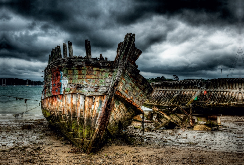 Wrack eines Fischereischiffes in der Bretagne