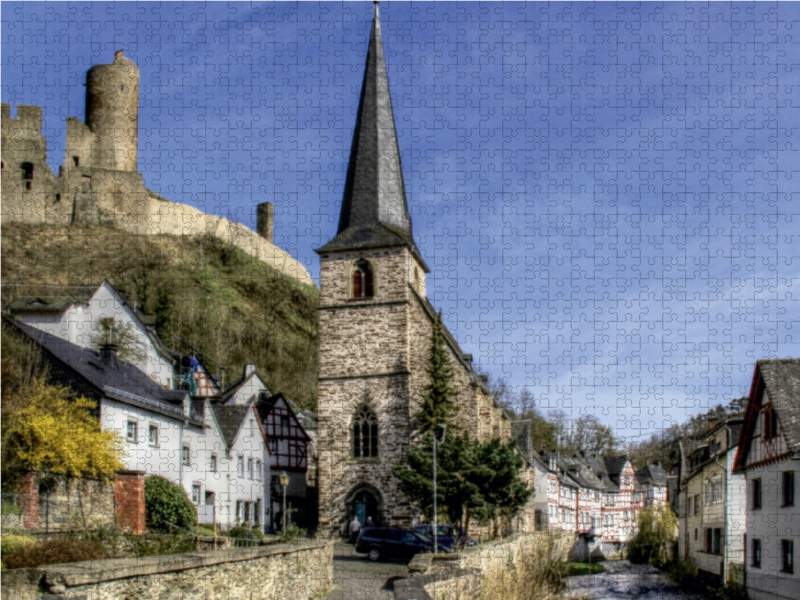 Monreal - Mit Blick auf die Löwenburg und Pfarrkirche