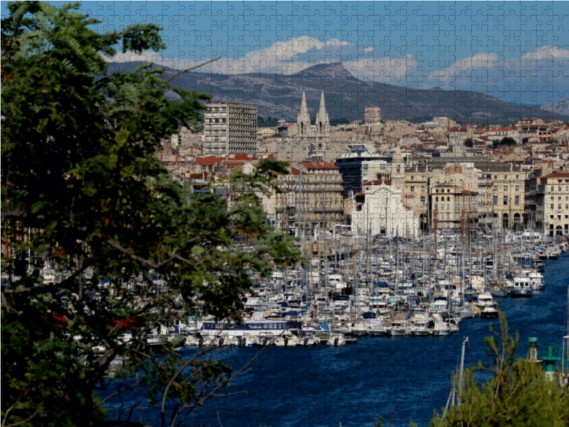 Blick vom Jardin du Pharo in Marseille auf den Vieux Port