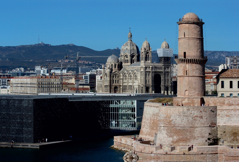 Das MuCEM, die Kathedrale de la Major und Fort Saint Jean in Marseille