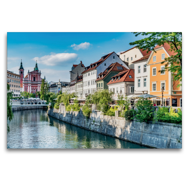 Promenade am Fluss Ljubljanica und Franziskanerkirche in Ljubljana