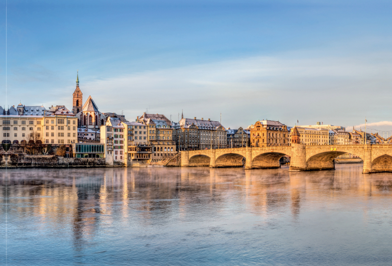 Mittlere Brücke Basel im Winter