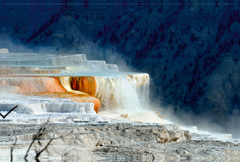 Dampfende Quelle im Yellowstone