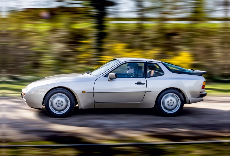 Ein Motiv aus dem Kalender Porsche 944 S2