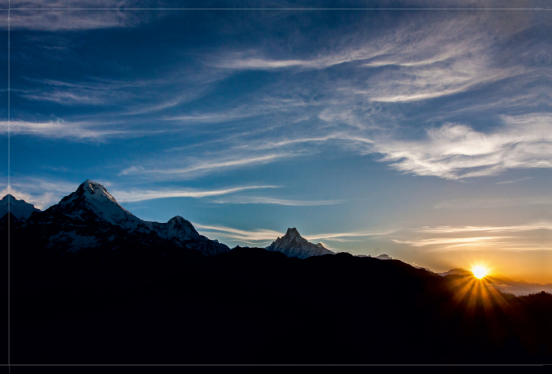 Sonnenaufgang über dem Himalaya