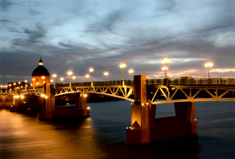 Pont Saint-Pierre in Toulouse