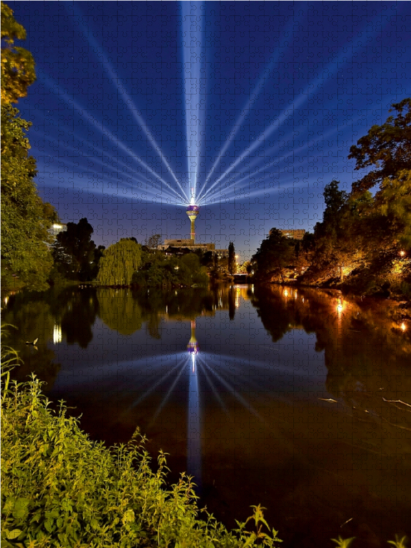 Blaue Stunde am Schwanenspiegel zum Grand Départ