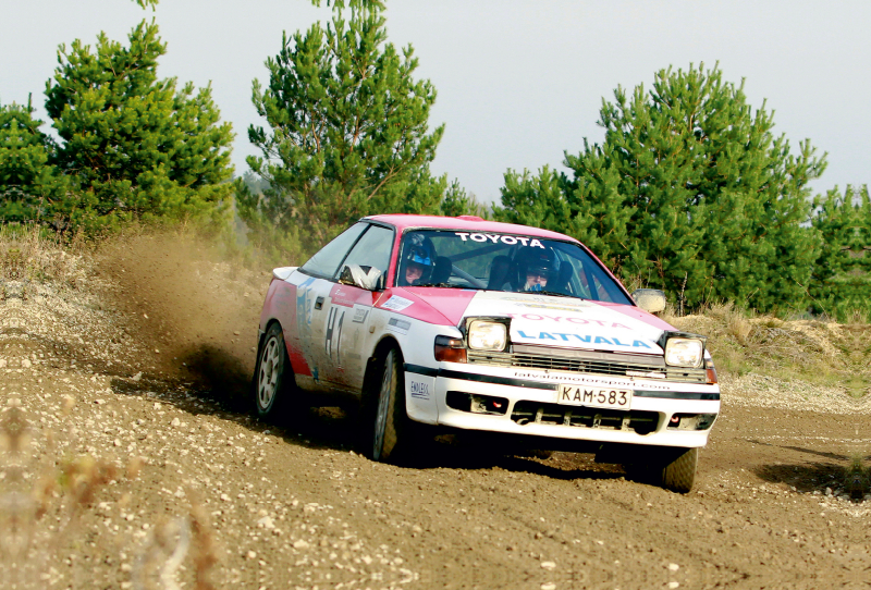 Toyota Celica ST 165