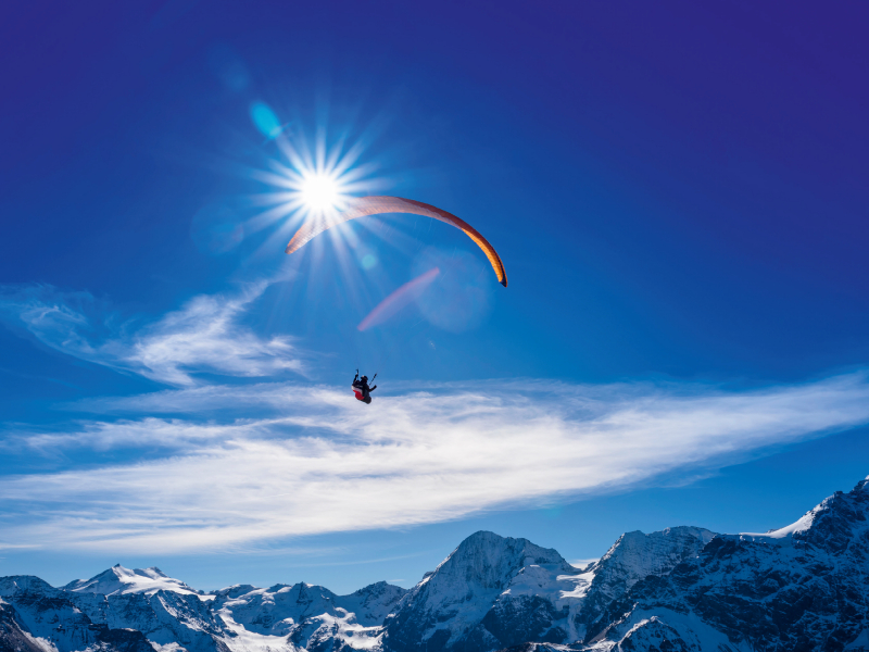 Gleitschirmfliegen am Ortlermassiv