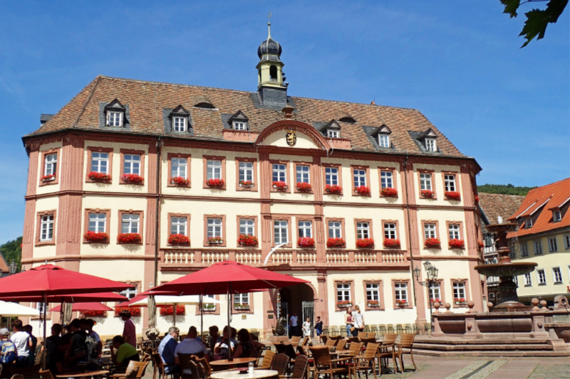 Der Marktplatz in Neustadt an der Weinstraße