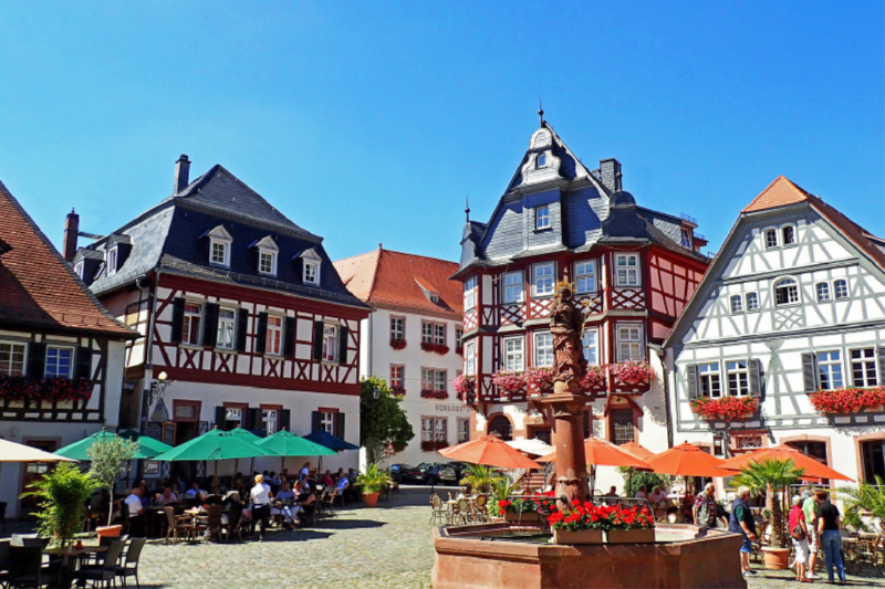 Auf dem Marktplatz in Heppenheim an der Bergstarße