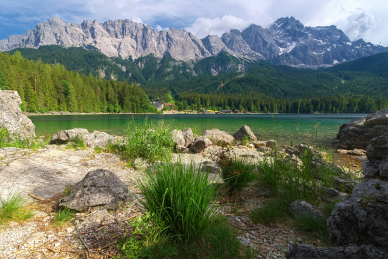 Der Eibsee und die Zugspitze