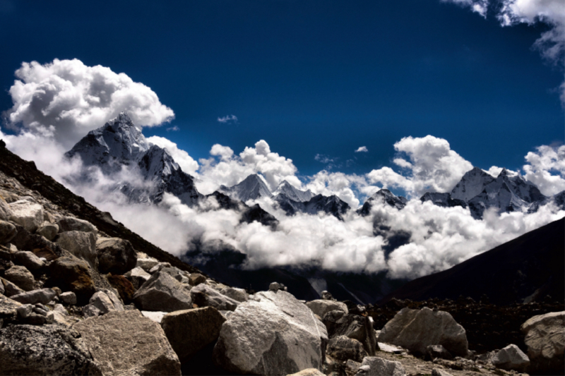 Ama Dablam 6814 m (links), Himalaya Szenario