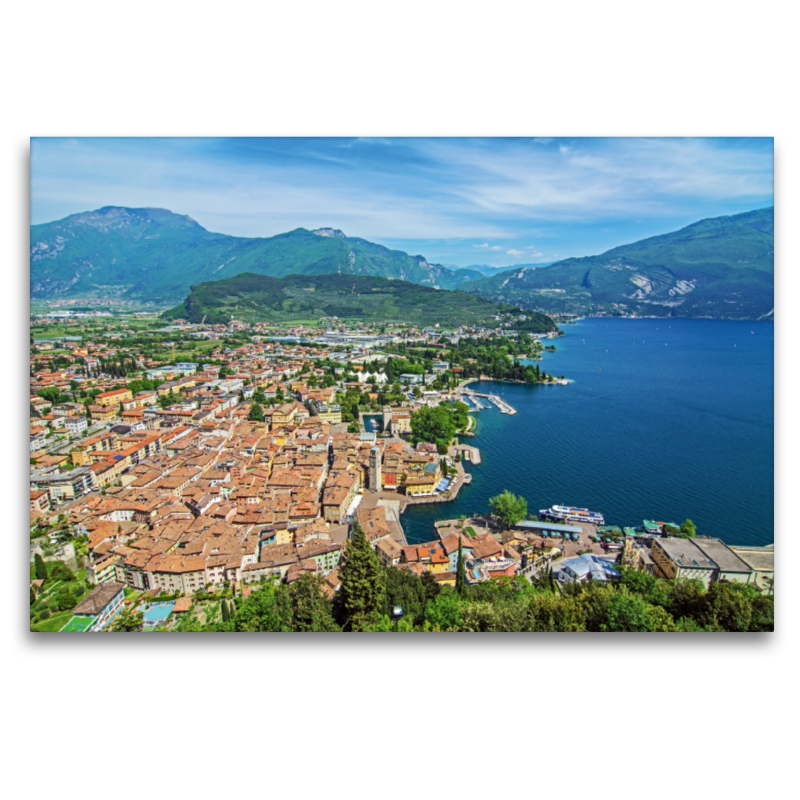 Aussicht von der Bastione über Riva del Garda und den See