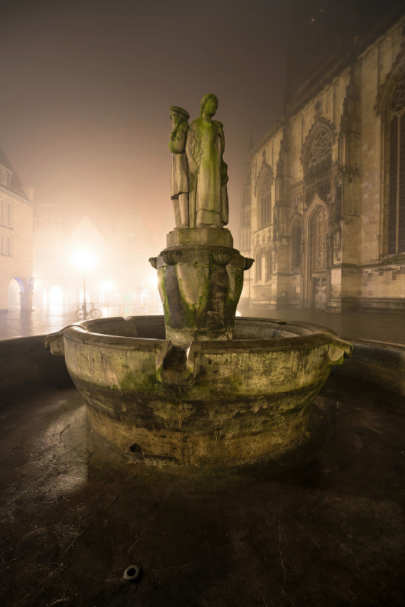 Magischer Lamberti - Brunnen