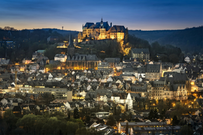 Landgrafenschloss, Rathaus und alte Universität