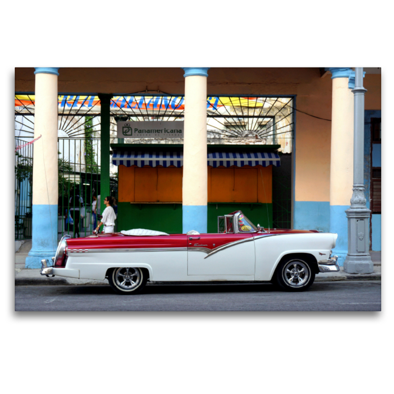 Der Oldtimer Ford Sunliner in Havanna