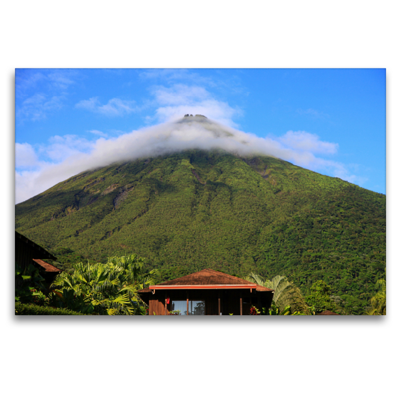 Wolkenspiel am Vulkan Arenal