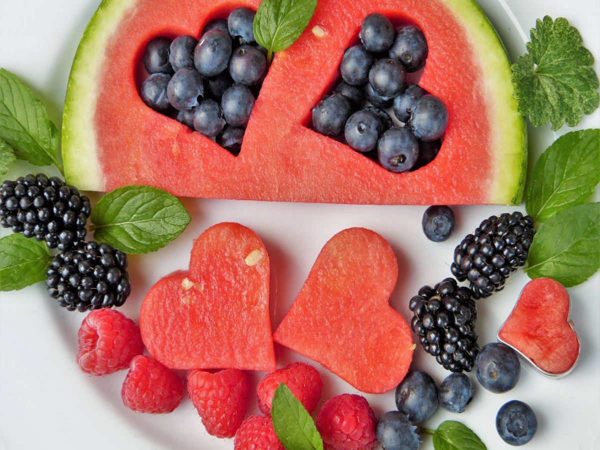 Köstliche Erfrischung mit Beeren