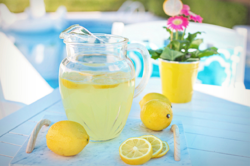 Gesunde Zitronenlimonade