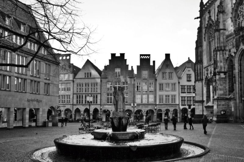 Der Lambertibrunnen an der St.Lambertikirche in Münster