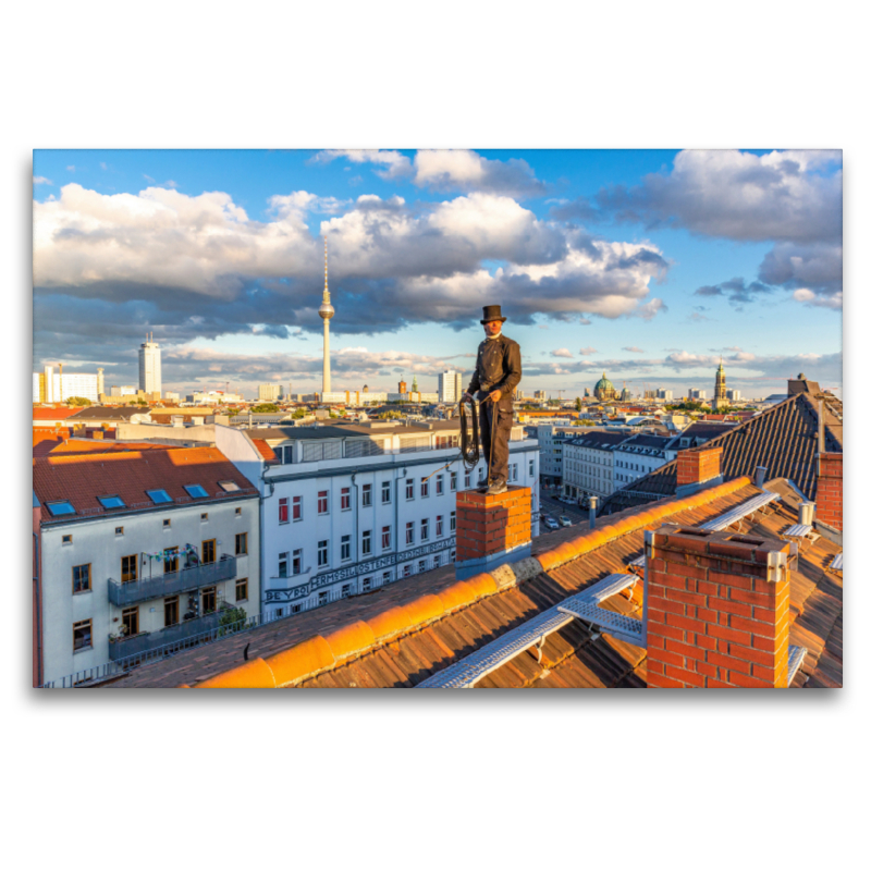 Schornsteinfeger bei Sonnenaufgang in Berlin Mitte