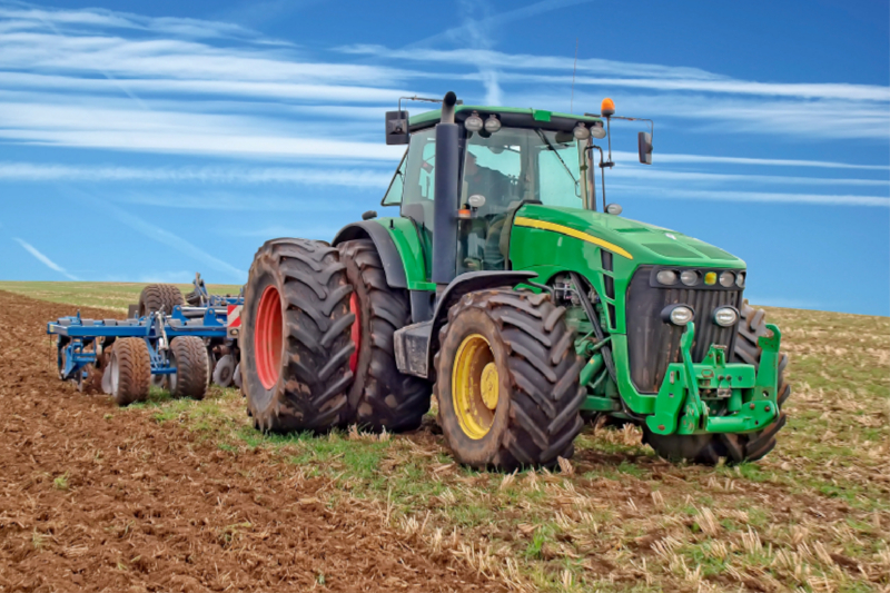 Ein Motiv aus dem Kalender Traktoren - Giganten in der Landwirtschaft